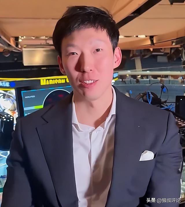 赵睿评论周琦：研究布伦森特点教我，周琦：然后你打裁判？ | 中国区|球友会|股份有限公司
