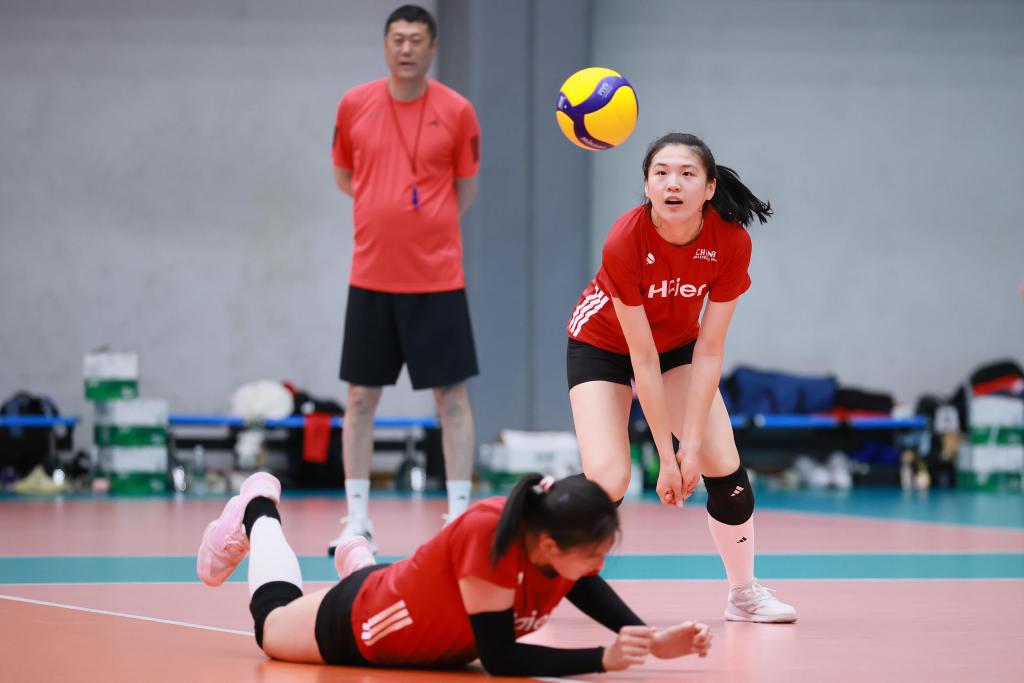 体坛联播｜中国女排、中国女足今日出战，U19男足遭遇失利 | 中国区|球友会|股份有限公司