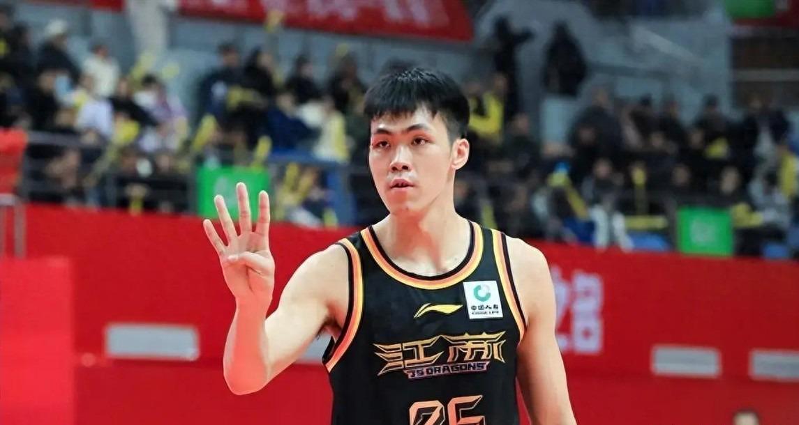 广西篮球的孤勇者，从羽球少年到CBA探花，为何他26岁才参加选秀 | 中国区|球友会|股份有限公司