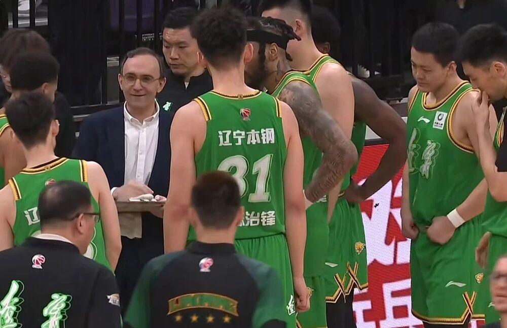 辽宁男篮遭遇致命打击，曝赵继伟有离队想法，或引发多支球队争抢 | 中国区|球友会|股份有限公司