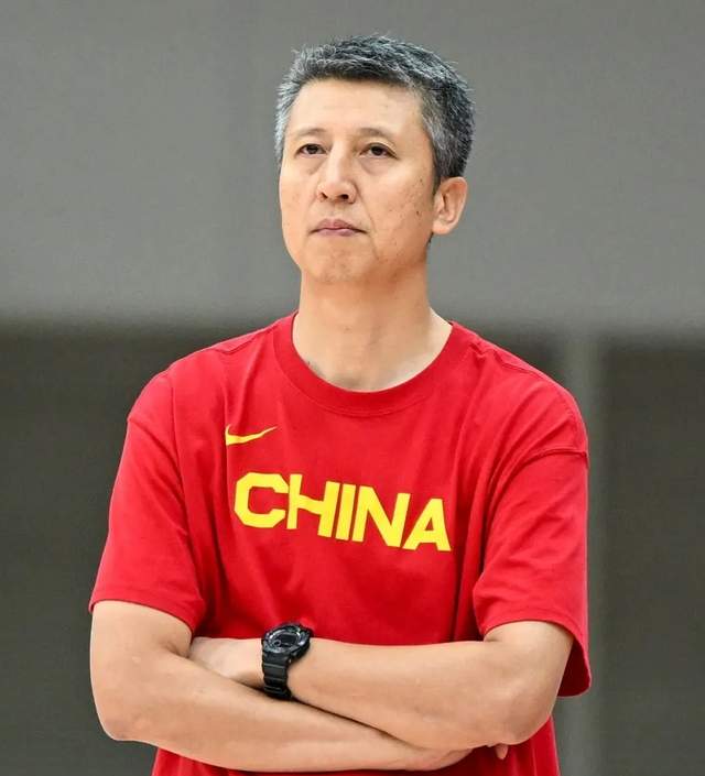 男篮12人大猜想：赵继伟领衔后卫线，杨瀚森没悬念，李弘权扮奇兵 | 中国区|球友会|股份有限公司