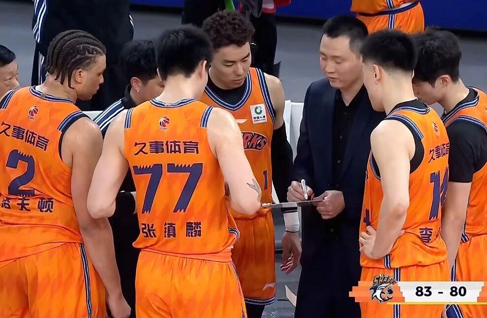 上海男篮欲再补强，接触国手后卫赵继伟，古德温续约刘铮继续留队 | 中国区|球友会|股份有限公司