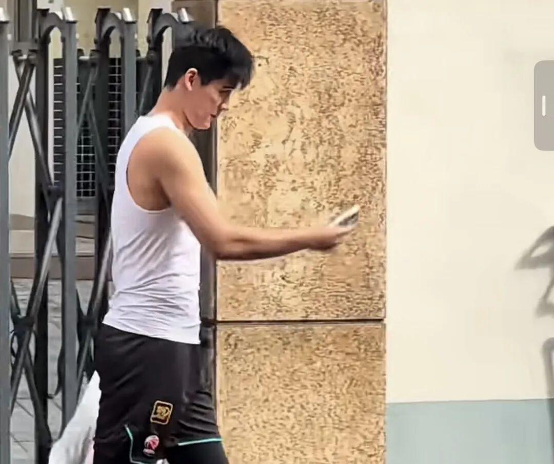 CBA男篮动态更新！徐杰出发美国特训，朱芳雨瞄准福建潜力，周鹏有望回归广东，广东接触NBA级别中锋 | 中国区|球友会|股份有限公司