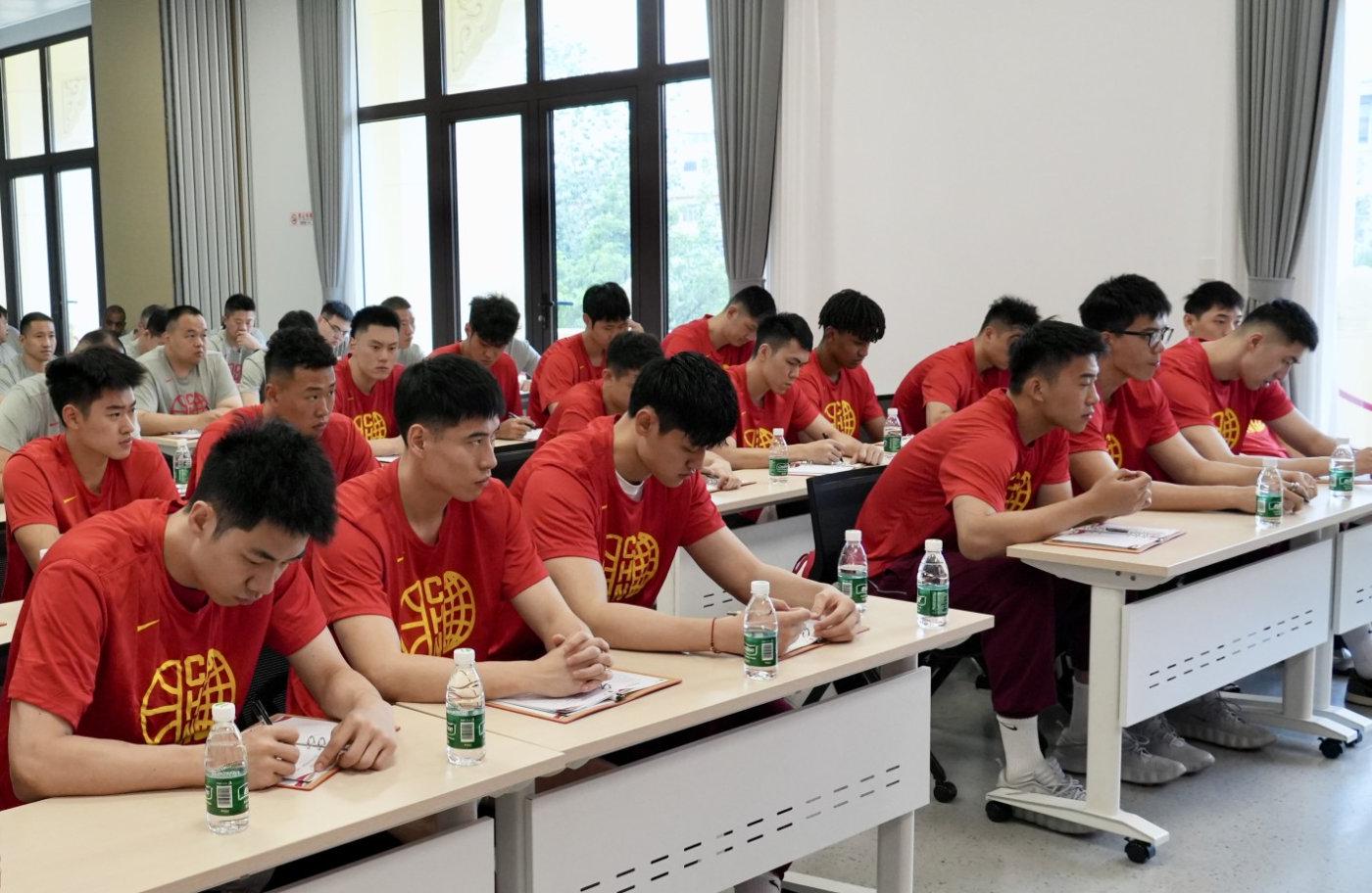 锚定目标严抓备战 中国男篮全力冲�... | 中国区|球友会|股份有限公司