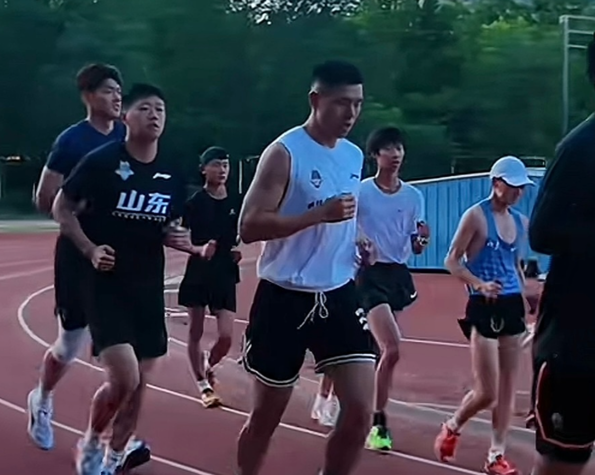 山东新动态！暂仅六七人夏训，教练组研究球员选择，下赛季保8争4 | 中国区|球友会|股份有限公司