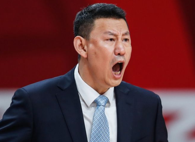 北京男篮新任主教练出炉：李楠接替许利民 此前两年担任顾问 | 中国区|球友会|股份有限公司