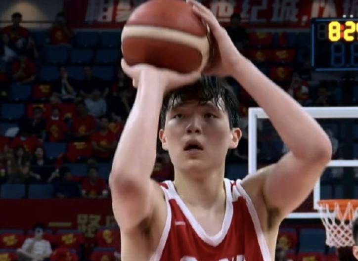 媒体人：中国男篮暴露战术不兼容问题，可让胡金秋打五杨瀚森替补 | 中国区|球友会|股份有限公司