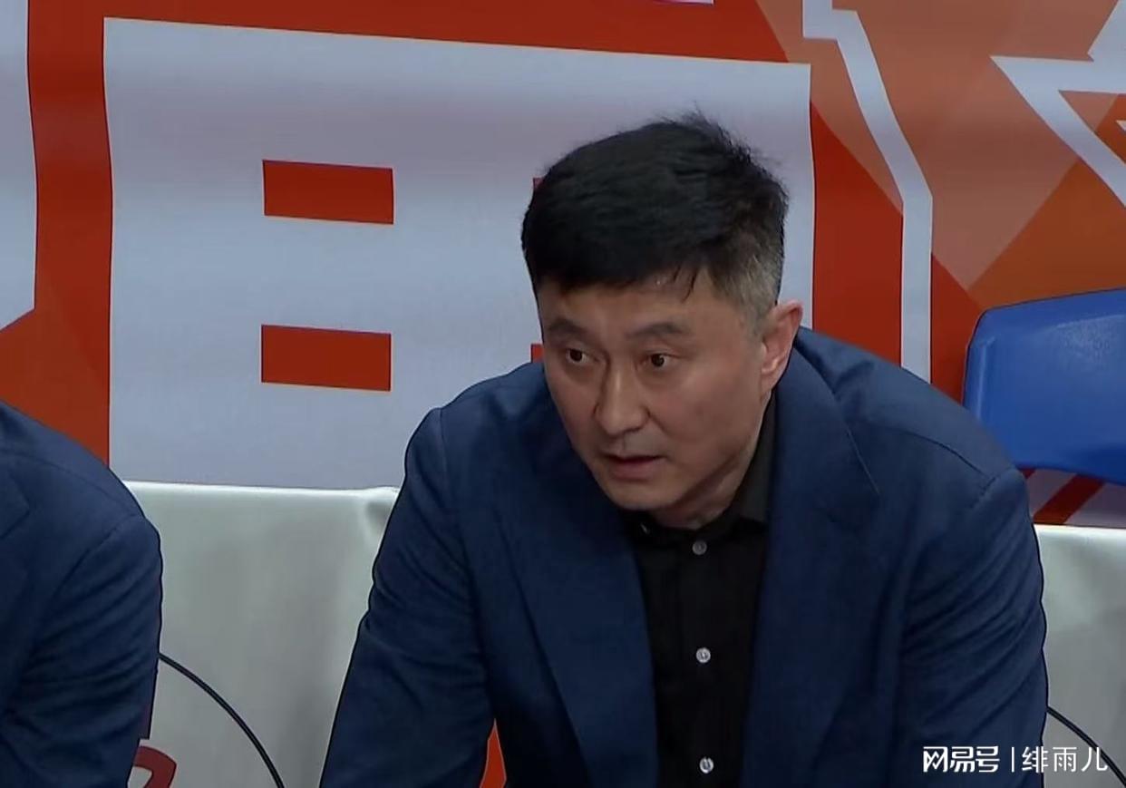 与杜锋水火不容？男篮强力中锋下家曝光，广东队惨遭重大打击！ | 中国区|球友会|股份有限公司