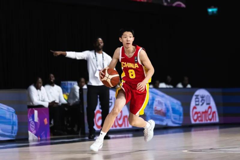 男篮U17挖天赋型后卫！能三分，能组织，持球沉稳还能冲抢篮板！ | 中国区|球友会|股份有限公司