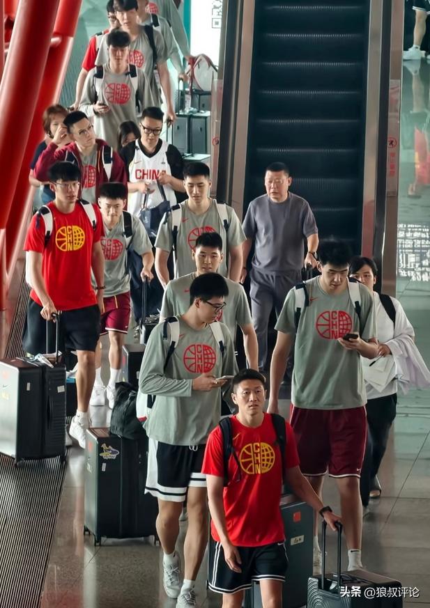 世预赛最终大名单呼之欲出！中国男篮结束杭州热身赛顺利返回北京 | 中国区|球友会|股份有限公司