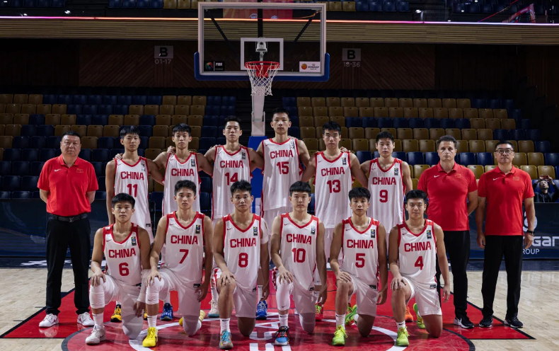FIBA官宣中国U17男篮世界杯12人名单：四字新星张懿赵杰领衔 | 中国区|球友会|股份有限公司