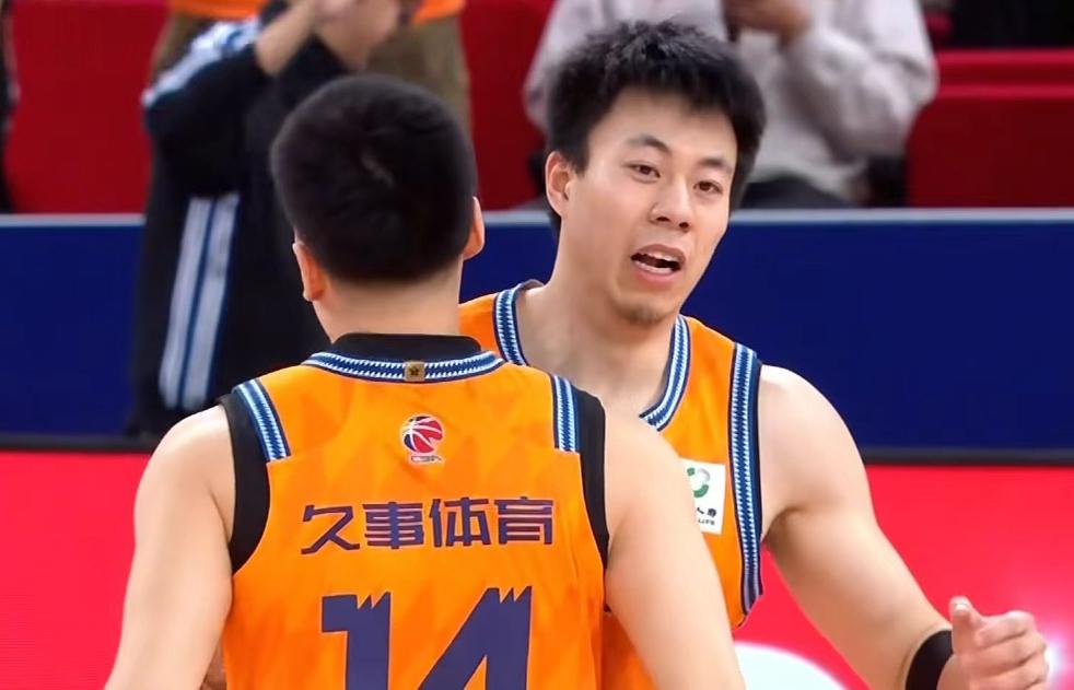 张镇麟登上杂志封面，山东欲内外线补强，广厦男篮续约两大锋线 | 中国区|球友会|股份有限公司