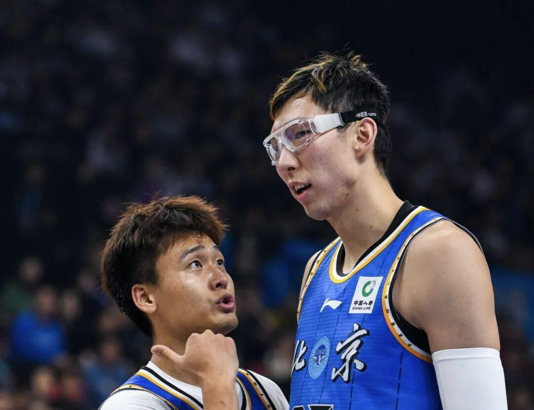 CBA速递！北京男篮官宣下赛季主教练，广东男篮追求李炎哲，北控截胡广东外教 | 中国区|球友会|股份有限公司