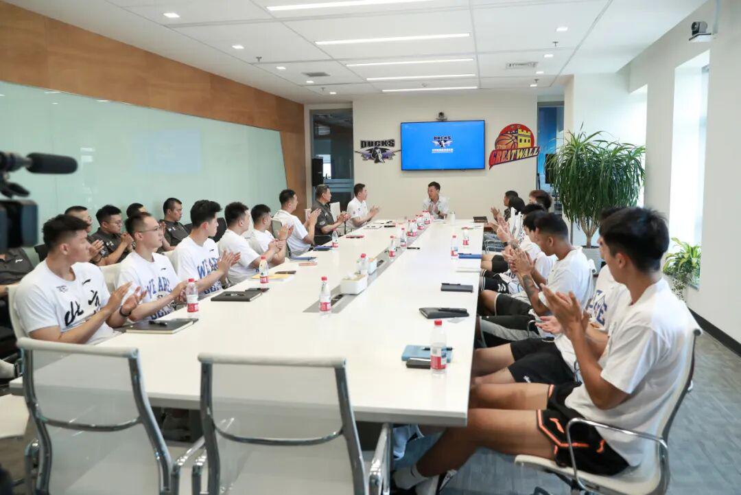 夏日砺兵，蓄势待发！北京男篮夏训火热开启！ | 中国区|球友会|股份有限公司