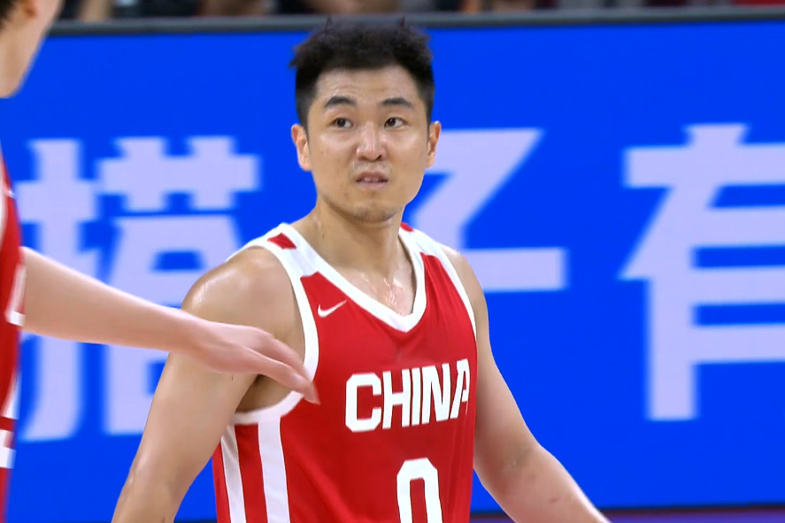 中国男篮险胜荷兰，杨瀚森回归状态平平，高诗岩扮演板凳奇兵 | 中国区|球友会|股份有限公司