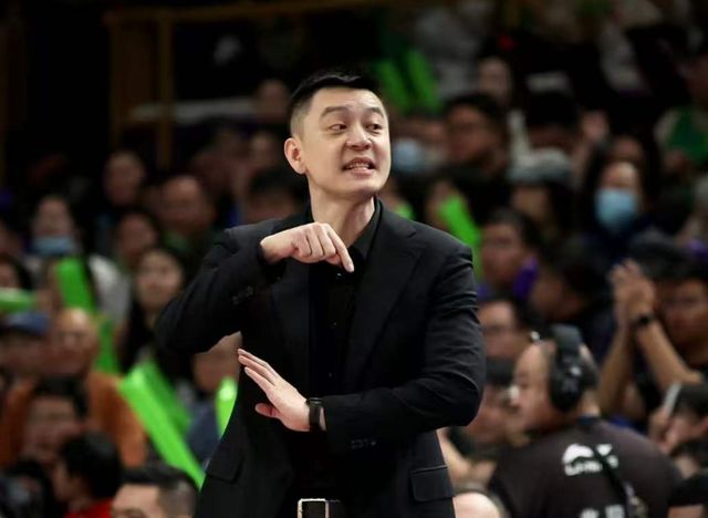 老詹争夺战继续!掘金加入马刺退出 高管:去丹佛搭档那人就对了