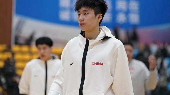 世界杯32强出炉,腾讯混元猜对29支球队,MiniMax、讯飞星火各28支