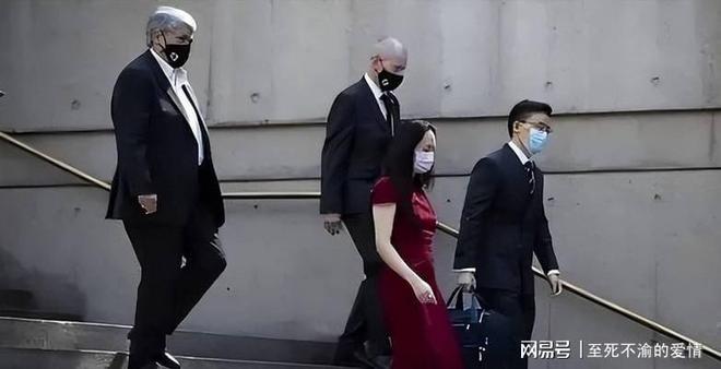 赖特:皮克福德个子不高,他应对挪威首粒进球负有一定责任