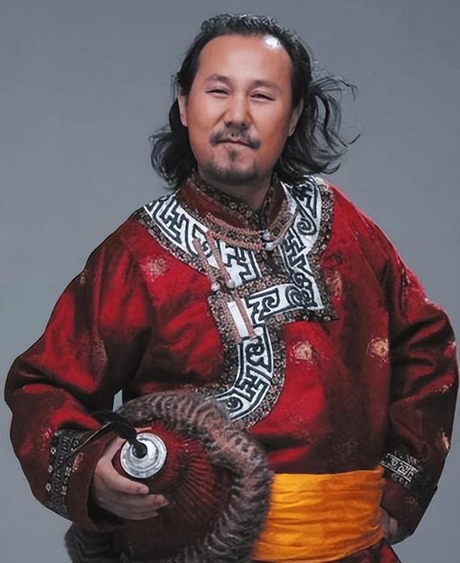 第10届杨浦区足球超级联赛开幕,四平路街道主场4:0零封对手开门红