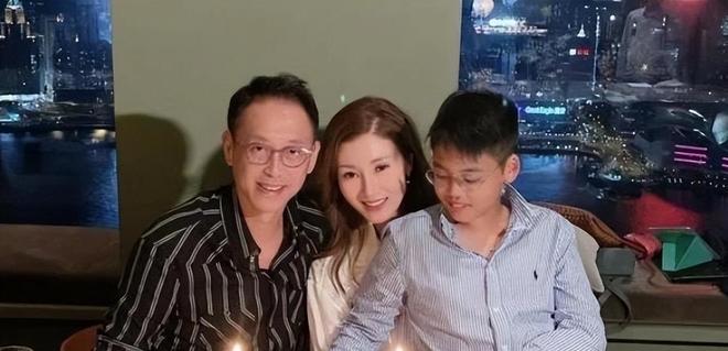 “请对我放尊重点!”梅西世界杯赛场怒怼主裁,不满其沟通态度