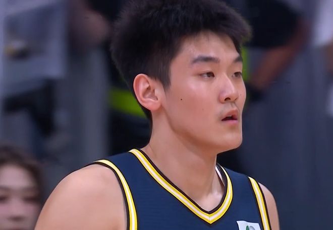 掘金内线新星:这里是夏季联赛,每个人都在努力争取拿个位置