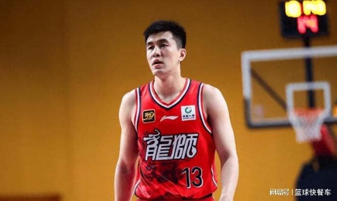 CBA休赛期疯狂一夜！三大国手完成续约：郭艾伦被弃或重返辽篮？ | 中国区|球友会|股份有限公司