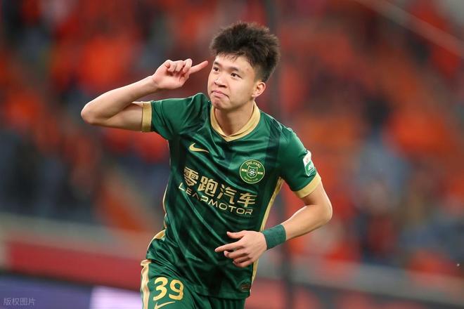 180万欧的身价，换不来德甲一分钟！王钰栋该想明白1件事 | 中国区|球友会|股份有限公司
