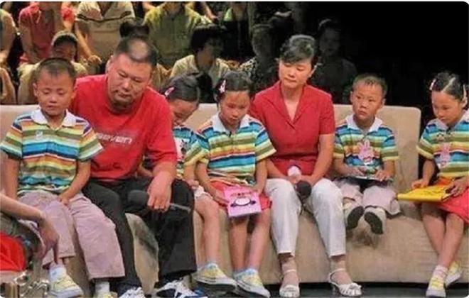 世界女排联赛香港站 中国队3比0战胜乌克兰队