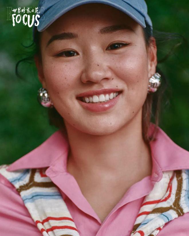 开启度假模式,未婚妻乔治娜晒与C罗自拍合照