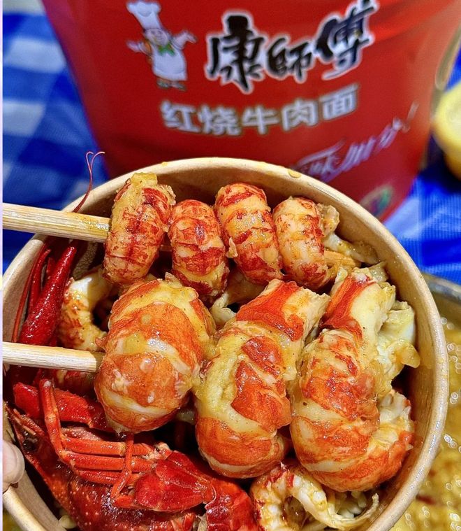 正式签约!防守大闸投奔死敌火箭,湖人大洗牌,詹皇终究是错付了