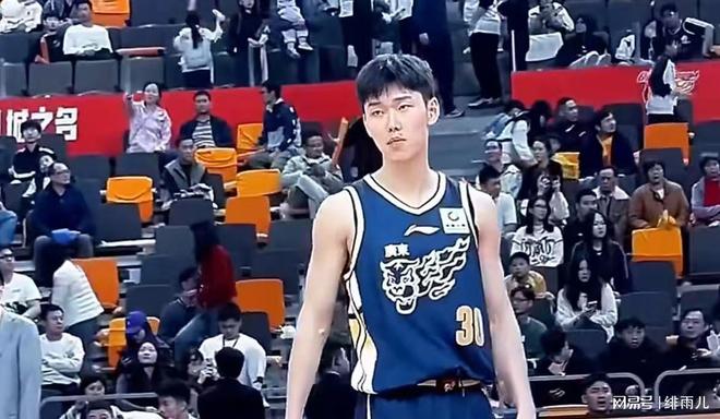 不打了！广东新锋线被曝欲加盟同曦男篮，朱芳雨确认放人！ | 中国区|球友会|股份有限公司