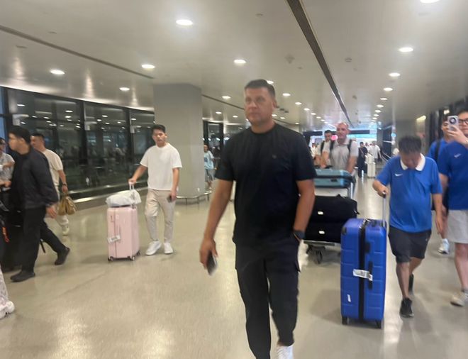 特罗萨德双响、卢卡库破门,进攻多点开花,比利时5:1胜新西兰。