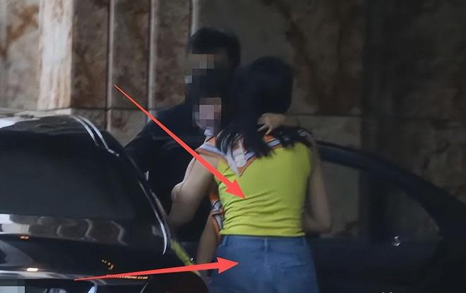 赖特:皮克福德个子不高,他应对挪威首粒进球负有一定责任