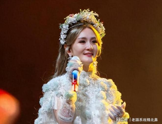 男篮最该归化他?10号秀伯里斯夏联场均23+4+4:他的外公是中国人
